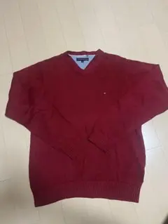 TOMMY HILFIGER ワインレッド Vネックセーター