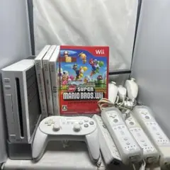 Wii 本体 + クラシックコントーラpro+ リモコン4点＋ソフト4点セット