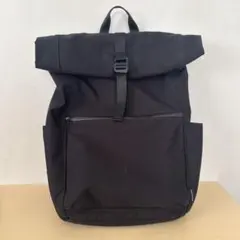 ロールトップバックパック　ユニクロ　リュック