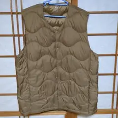 UNIQLO ULTRA LIGHT DOWN ベスト XL　ブラウン系