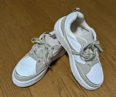 マッドフット スニーカー ホワイト/ベージュ