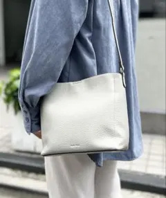 Legato Largo かるいかばん ミニショルダーバッグ ライトグレーのサムネイル