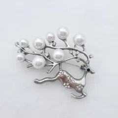 ブローチ パール コサージュ 鹿A 北欧 シルバー 卒業式 入園式 結婚式