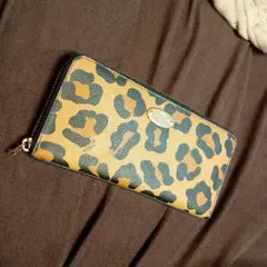 COACH 長財布 レオパード柄 ラウンドファスナー