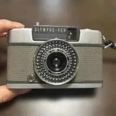 ジャンク　OLYMPUS PEN EE-2 コンパクトフィルムカメラ 本体のサムネイル