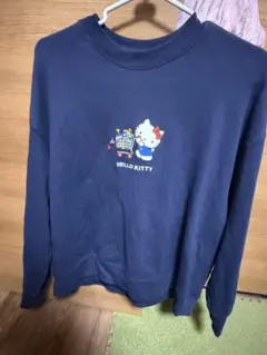 ユニクロ　HELLO KITTY トレーナー ネイビー