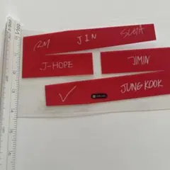 BTS アリランステッカー　メンバーネーム　赤
