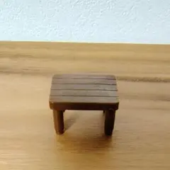 シルバニア　ミシンのイス