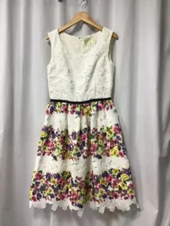 最終値下げ　美品　チェスティ　花柄レースワンピース