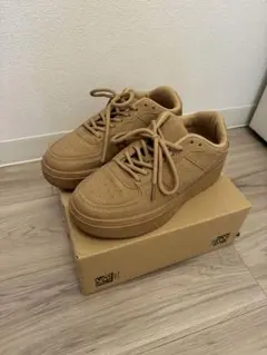 韓国 スニーカー