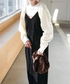 ディスコート　ベロアプリーツキャミワンピース