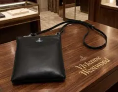 ヴィヴィアンウエストウッド　ショルダーバッグ　新品