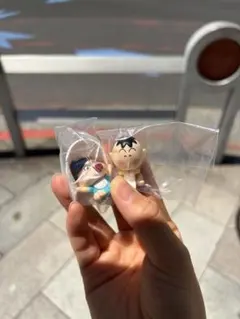 クレヨンしんちゃん カプセルトイ フィギュア 2種セット