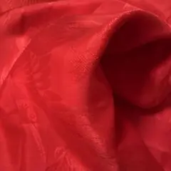 着物 ハギレ生地 アンティーク 古布　和布　古裂　正絹　赤　布地