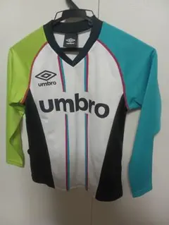 umbro130 長袖シャツ ホワイト/ブラック/グリーン/ブルー