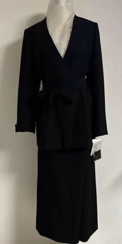 パンツスーツ11号サイズ