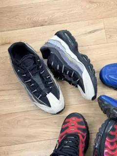 ギャルソンairmax95のサムネイル