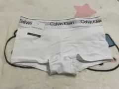 L白　CalvinKlein カルバンクライン ボクサーブリーフ　ショートパンツのサムネイル