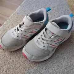 New Balance キッズスニーカー グレー/ピンク/ブルー