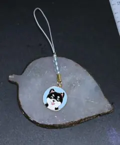 【ハンドメイド】黒柴犬 キーホルダー