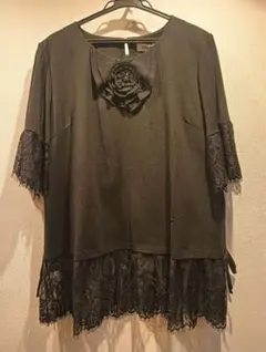 【新品】スーパービューティー　サイズ44　レース　半袖　ブラックのサムネイル