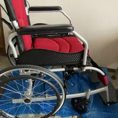 美品・ほぼ未使用】Care-Tec 介助用車椅子 ワインレッド - メルカリ