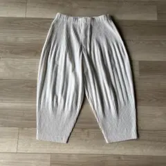 オムプリッセ basics パンツ イッセイミヤケ HOMME PLISSÉ - メルカリ