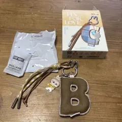 PIN FOR LOVE ラブブ　イニシャル　チャーム　キーリング【Ｂ】