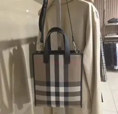 Burberry チェック柄 バーバリー　トートバッグ　トート　おしゃれ　セール