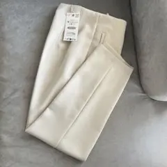 ZARA ハイウエストストレートパンツ