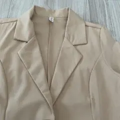涼しい　ベージュ テーラードジャケット