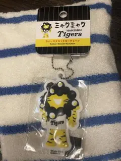 ☆美品☆ミャクミャクコラボ☆Hanshin Tigers ラバーキーホルダー