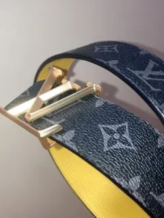 Louis Vuitton モノグラム　ピラミッド　ブラック　M0263