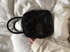 ブラック クロコダイル風ハンドバッグ