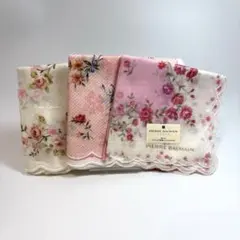 新品★ お花柄　ハンカチ　No.1357