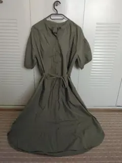 マタニティワンピース　半袖　西松屋　緑　抹茶　エルフィンドール