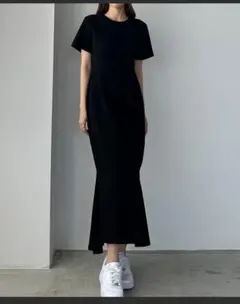 [Louere]ストレッチカットワンピース　マーメイド　ブラック