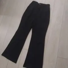 GU カットソーカラーフレアスラックス ブラック Sサイズ