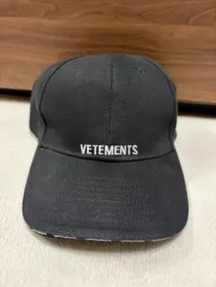 VETEMENTS キャップ 黒のサムネイル