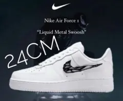 7/1で出品終了　NIKE AIR FORCE1’07 LX　メタルスウッシュ