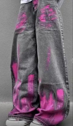 グレー×ピンク ペイントデニムパンツ