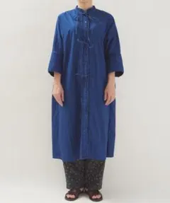 yuni インディゴ　コットンリネン　ストリングス　ワンピースのサムネイル