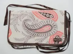 [未使用]PAUL&JOE ポール&ジョー　トラベルポーチ ペイズリー柄