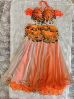 着用1回のみ　オレンジ ベリーダンス衣装 セットアップ