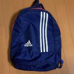 adidas 3本ラインデザイン リュック