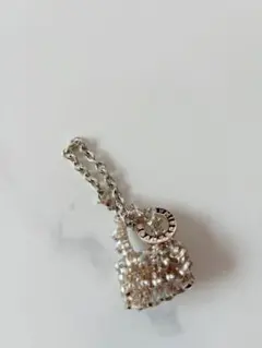 美品アンテプリマのバッグチャーム