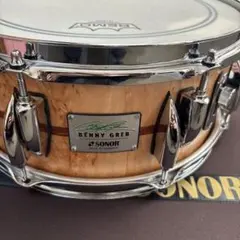 Item thumbnail for item 579cb712-28d4-4499-a721-ced5c31adfd9