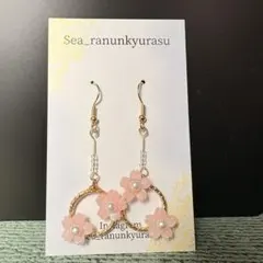 桜モチーフ、 フープピアス ハンドメイド