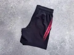 UNDER ARMOUR ハーフパンツ