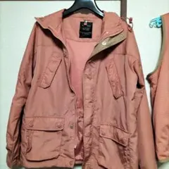 ピンク フード付き マウンテンパーカー